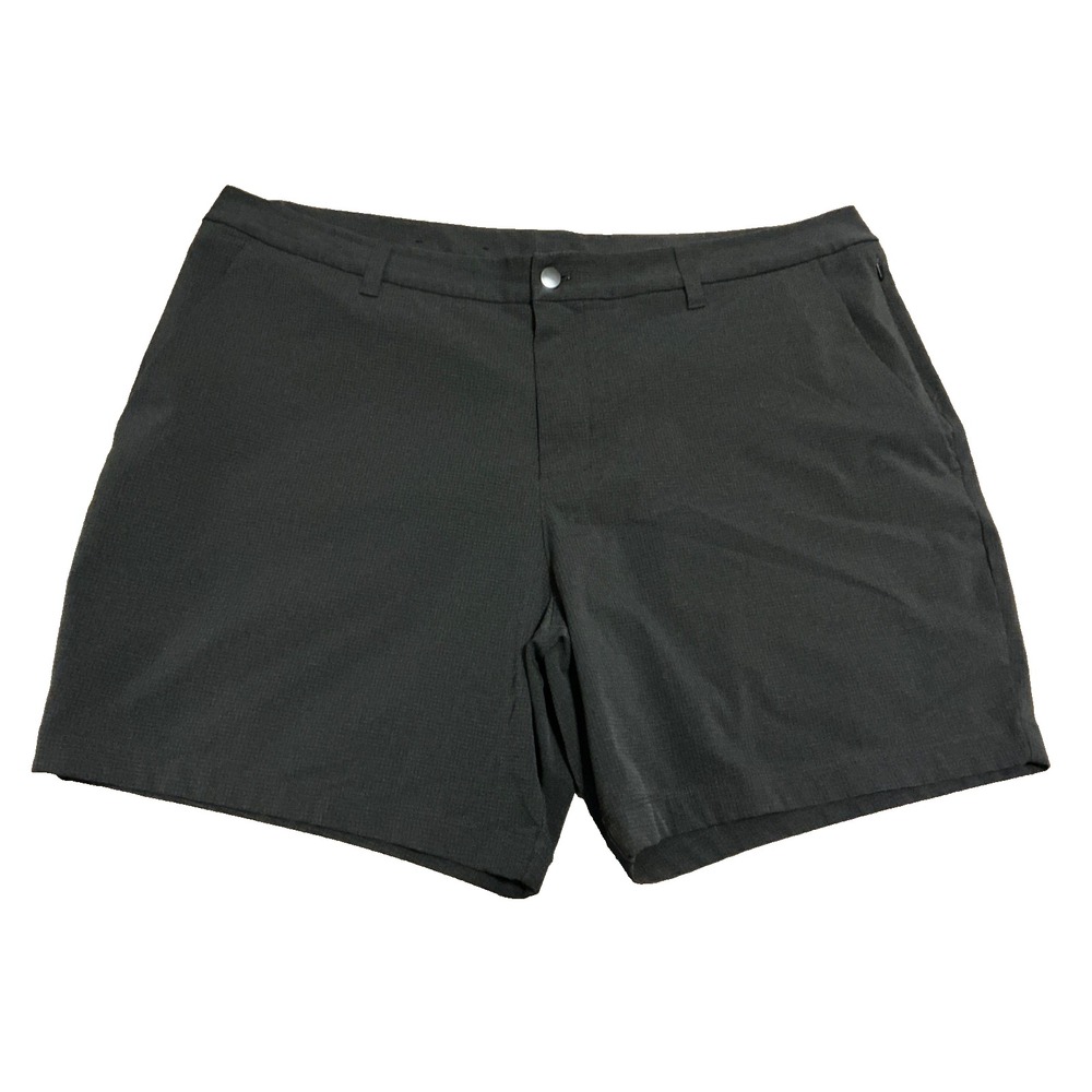 Lululemon ABC Shorts Men's 40 x 7" Warpstreme Black Commission Performance Chino